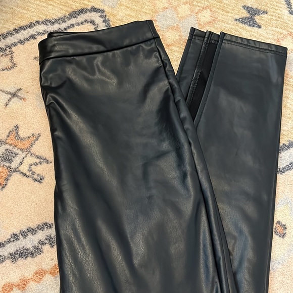 High waisted leather pants with slit All 3 - Picture 5 of 5